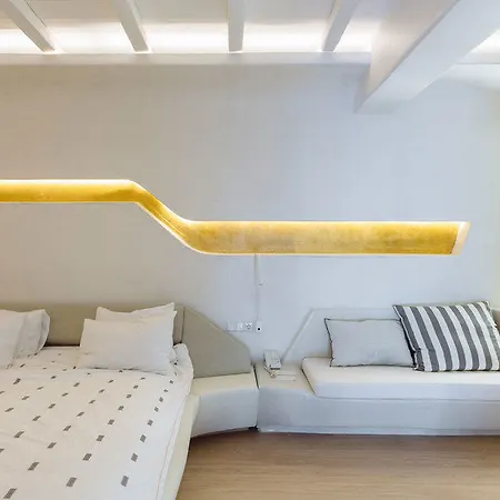 מלון Cavo Tagoo Mykonos 5*