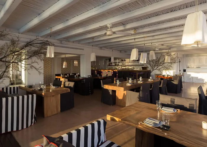 塔吉甲沃米科诺斯酒店 酒店