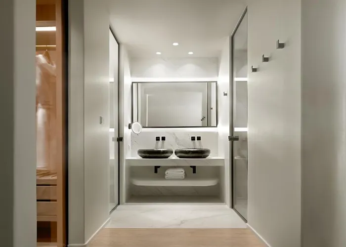 塔吉甲沃米科诺斯酒店 5*